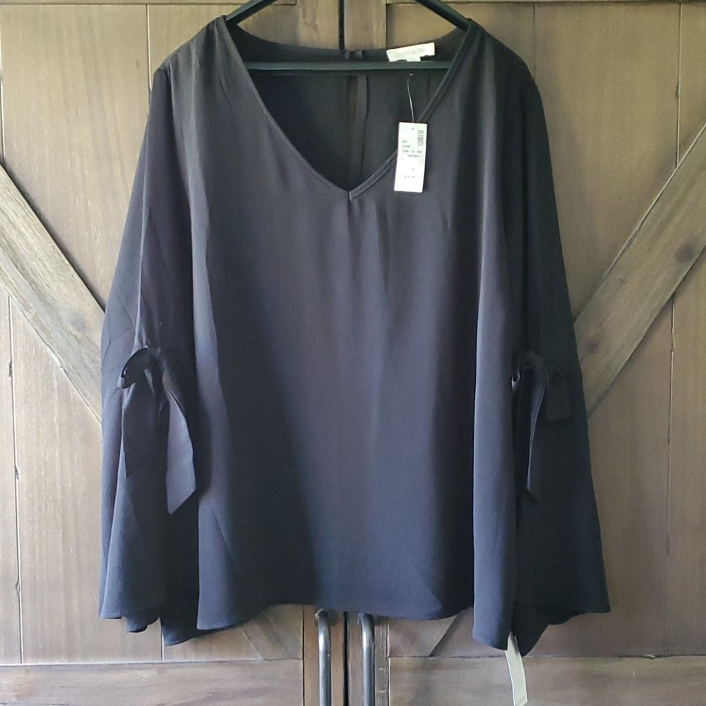 Loralette black top